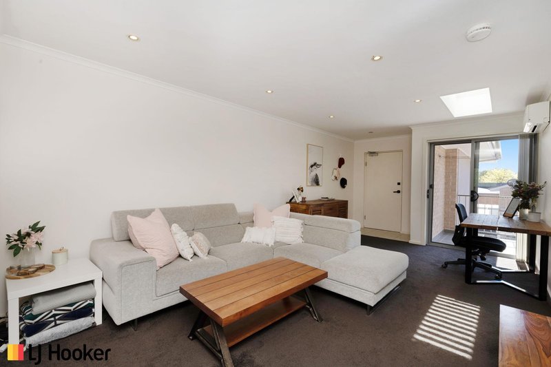 Photo - 12/1 Wanliss Street, Latham ACT 2615 - Image 3