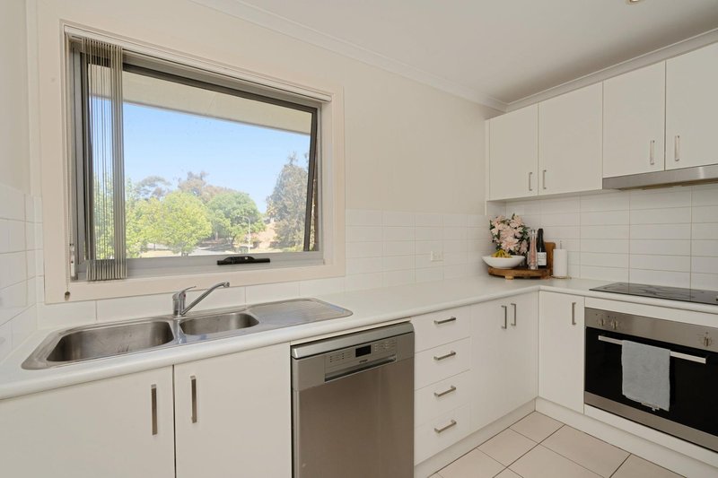 Photo - 12/1 Wanliss Street, Latham ACT 2615 - Image 4