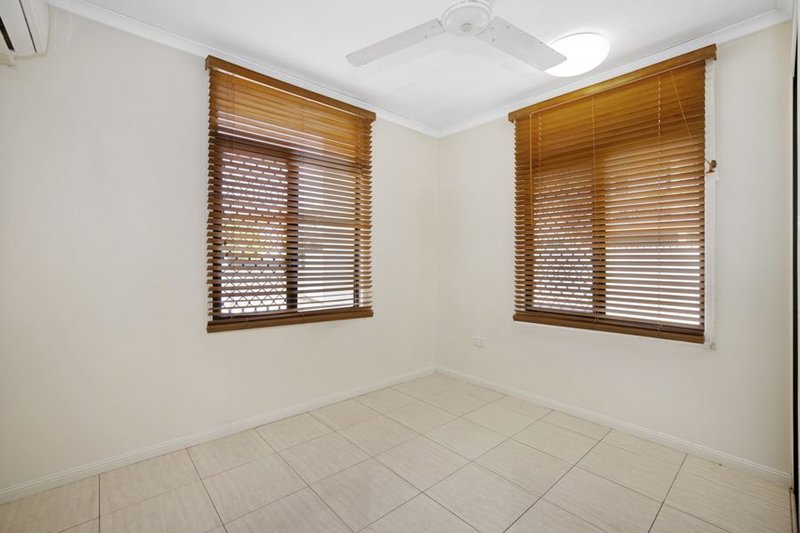 Photo - 1/21 Warburton Street, North Ward QLD 4810 - Image 5