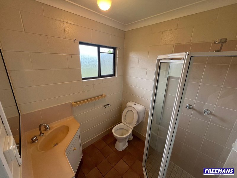 Photo - 1/21 Windsor Circle, Kingaroy QLD 4610 - Image 7