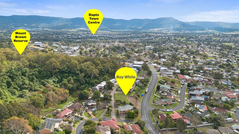 Photo - 121 Wyndarra Way, Koonawarra NSW 2530 - Image 5