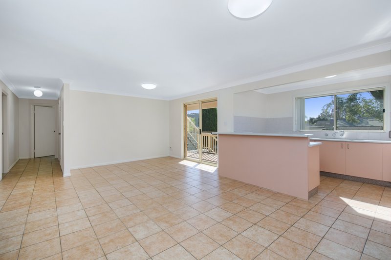 Photo - 1/21 Wyong Road, Killarney Vale NSW 2261 - Image 2