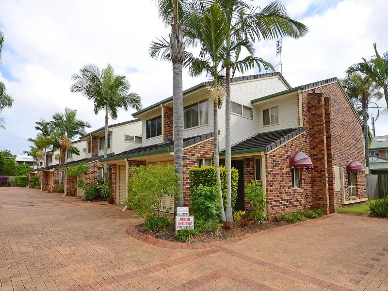 Photo - 1/21 Zephyr Street, Scarness QLD 4655 - Image 2