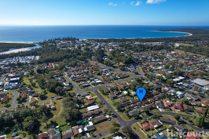 Photo - 12/10-12 Bruce Field Street, South West Rocks NSW 2431 - Image 13