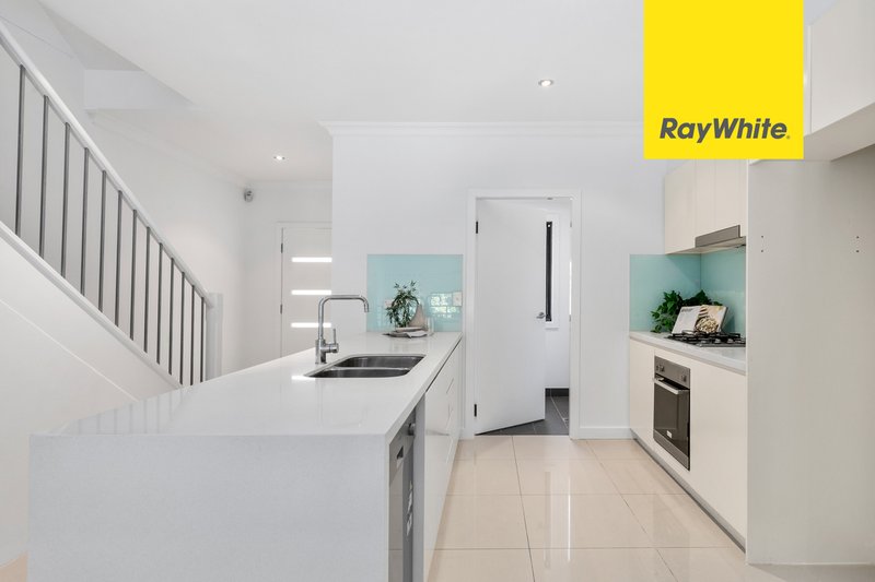 Photo - 12/10-12 Carver Place, Dundas Valley NSW 2117 - Image 3