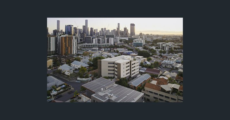 Photo - 12/10 Amersham Street, West End QLD 4101 - Image 1