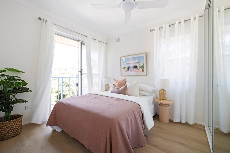 Photo - 12/10 Avon Road, Dee Why NSW 2099 - Image 5