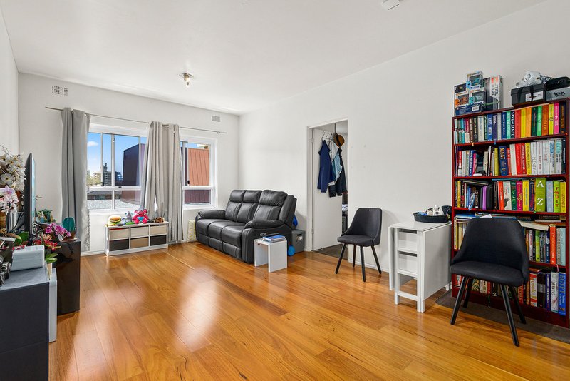 Photo - 12/10 Market Place, Wollongong NSW 2500 - Image 4