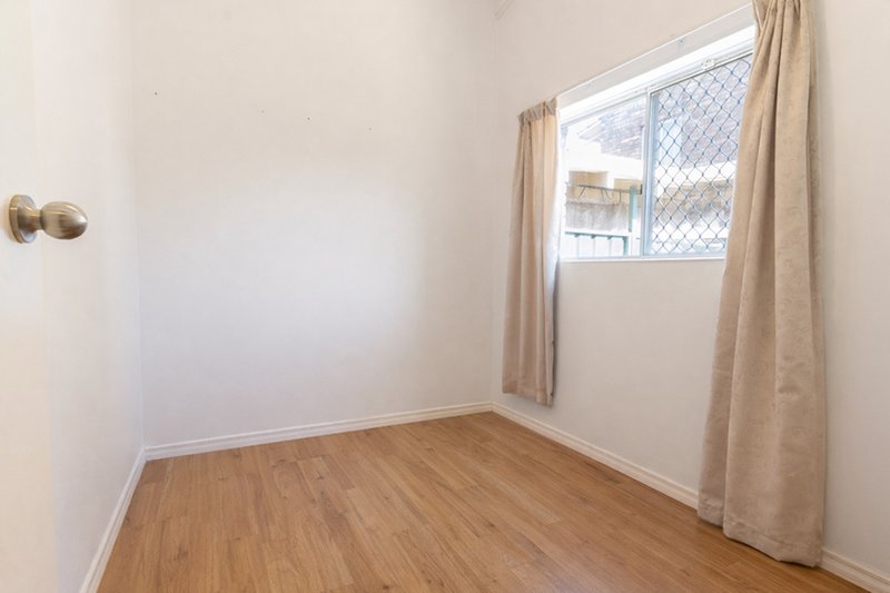 Photo - 1/210 North Beach Drive, Tuart Hill WA 6060 - Image 3