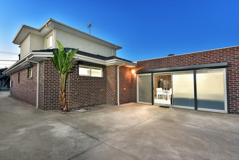 Photo - 1/210 Widford Street, Broadmeadows VIC 3047 - Image 10