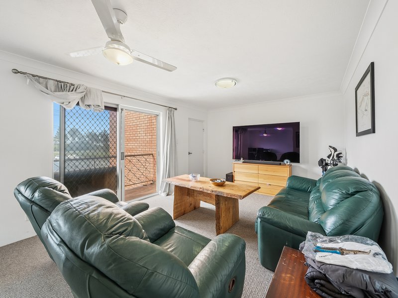 Photo - 12/102 Hornibrook Esplanade, Clontarf QLD 4019 - Image 9