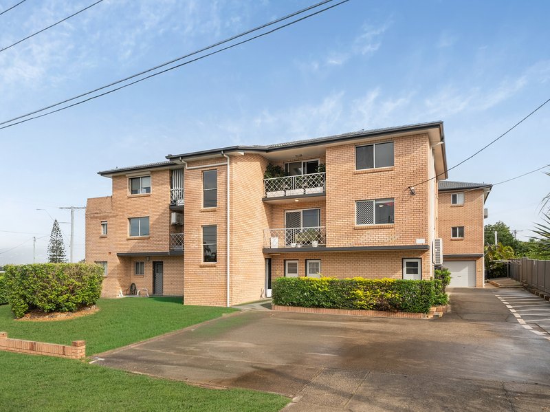Photo - 12/102 Hornibrook Esplanade, Clontarf QLD 4019 - Image 10