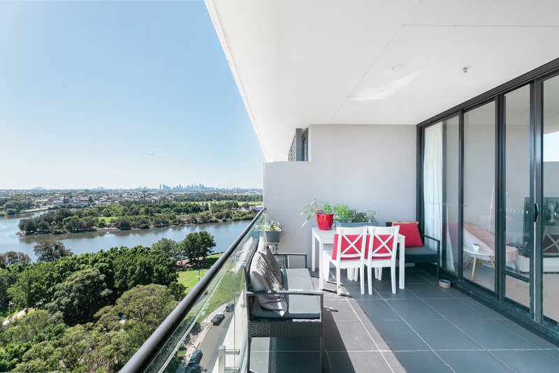 Photo - 1210/24 Levey Street, Wolli Creek NSW 2205 - Image 5