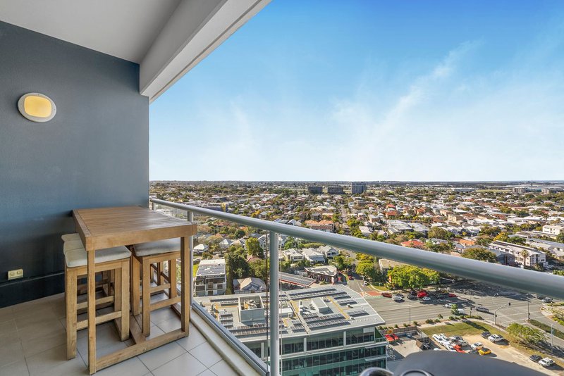 Photo - 12104/8 Harbour Road, Hamilton QLD 4007 - Image 12