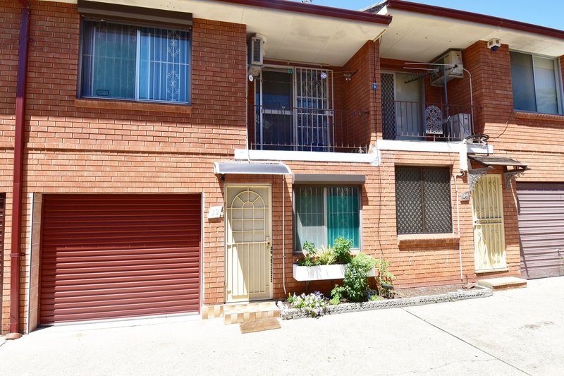 12/108 Longfield Street, Cabramatta NSW 2166