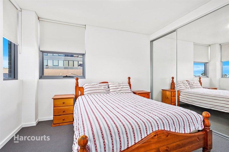 Photo - 12/11-15 Atchison Street, Wollongong NSW 2500 - Image 6
