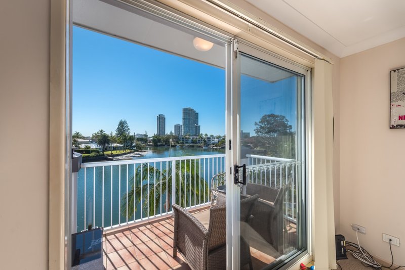 Photo - 12/11-19 Taylor Street, Biggera Waters QLD 4216 - Image 4