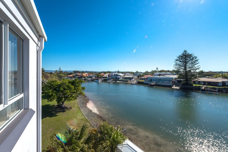 Photo - 12/11-19 Taylor Street, Biggera Waters QLD 4216 - Image 10