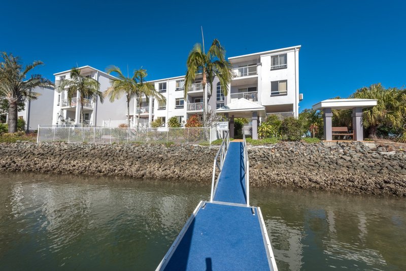 Photo - 12/11-19 Taylor Street, Biggera Waters QLD 4216 - Image 18