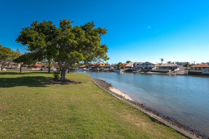 Photo - 12/11-19 Taylor Street, Biggera Waters QLD 4216 - Image 20