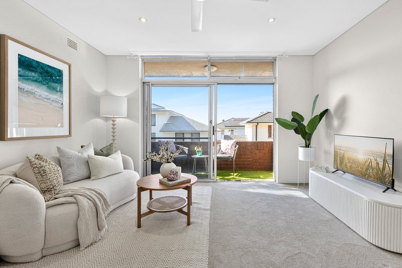 Photo - 12/111 Harbord Road, Freshwater NSW 2096 - Image 1