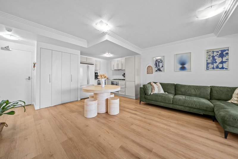 Photo - 1211/10 Fifth Avenue, Palm Beach QLD 4221 - Image 6