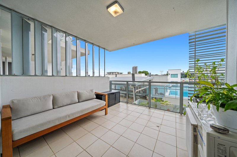 Photo - 1211/10 Fifth Avenue, Palm Beach QLD 4221 - Image 8