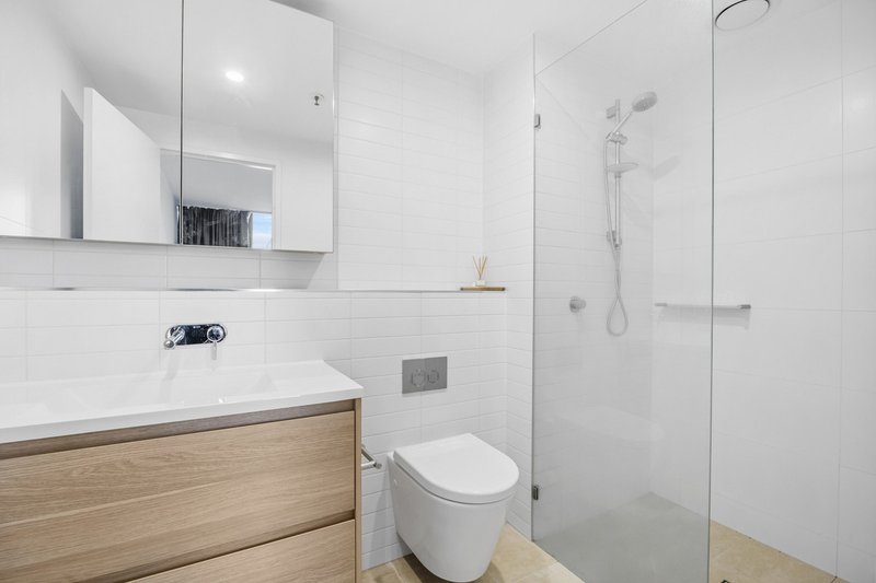 Photo - 1211/15 Bowes Street, Phillip ACT 2606 - Image 7