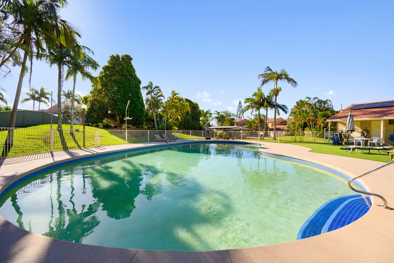 Photo - 12/112 Bayview Street, Runaway Bay QLD 4216 - Image 14