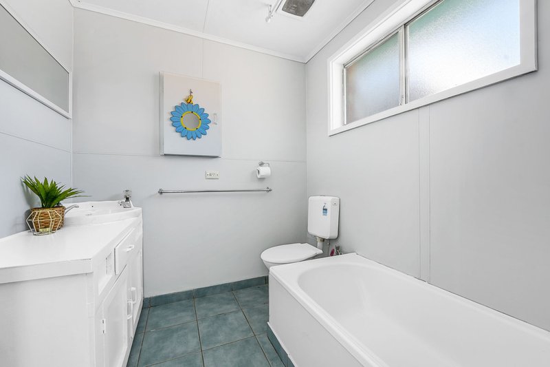 Photo - 1&2/1142 Heatherton Road, Noble Park VIC 3174 - Image 11