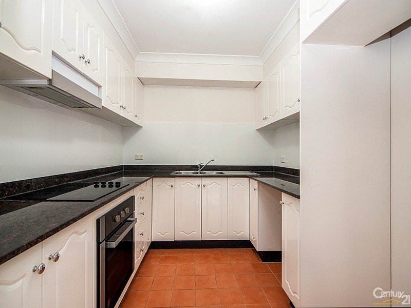 Photo - 12/12-14 Dellwood Street, Bankstown NSW 2200 - Image 4