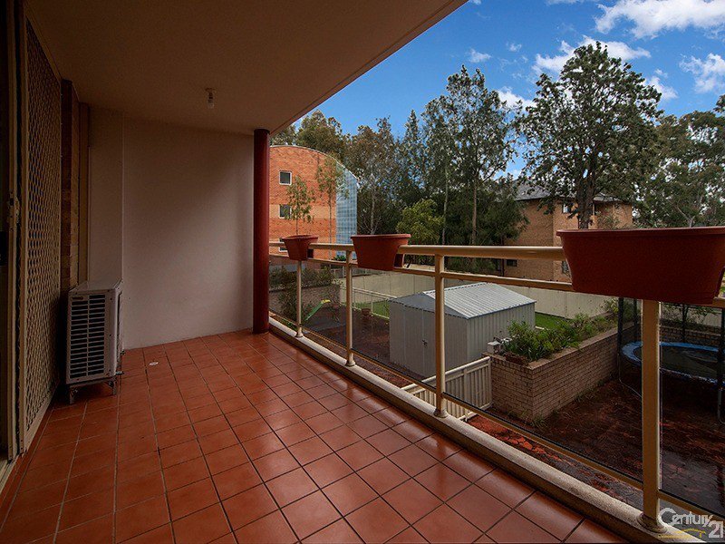 Photo - 12/12-14 Dellwood Street, Bankstown NSW 2200 - Image 8