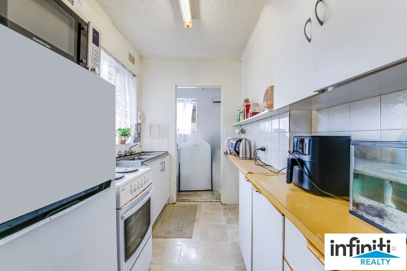 Photo - 12/12-16 Goulburn Street, Liverpool NSW 2170 - Image 2