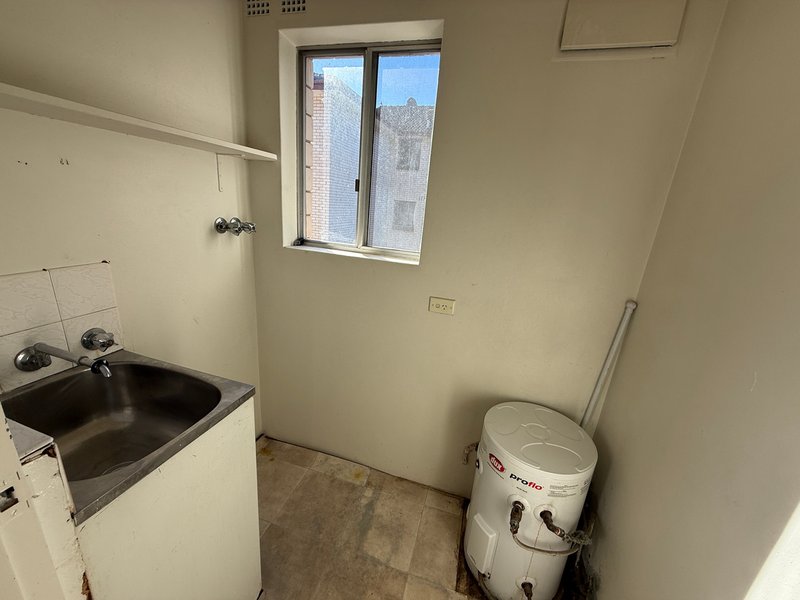 Photo - 12/12-16 Goulburn Street, Liverpool NSW 2170 - Image 8
