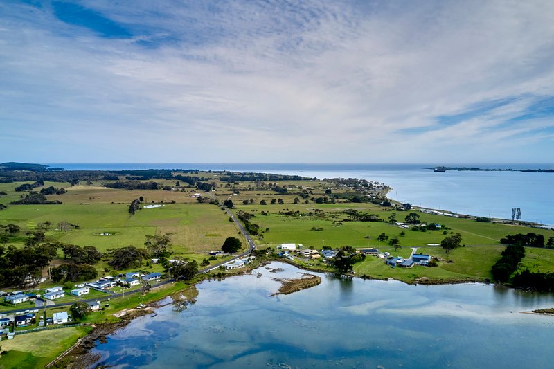 Photo - 1212 Greensbeach Road, Kelso TAS 7270 - Image 8