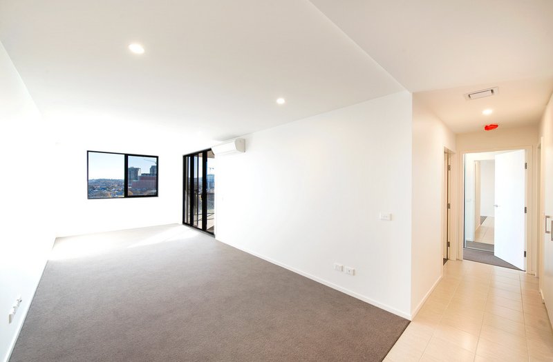 Photo - 121/2 Hinder Street, Gungahlin ACT 2912 - Image 4