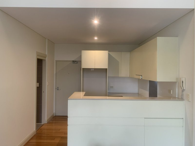 Photo - 12/12 Loftus Street, Narrabeen NSW 2101 - Image 5
