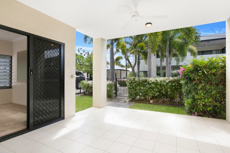 Photo - 12/12 Oyster Court, Trinity Beach QLD 4879 - Image 2