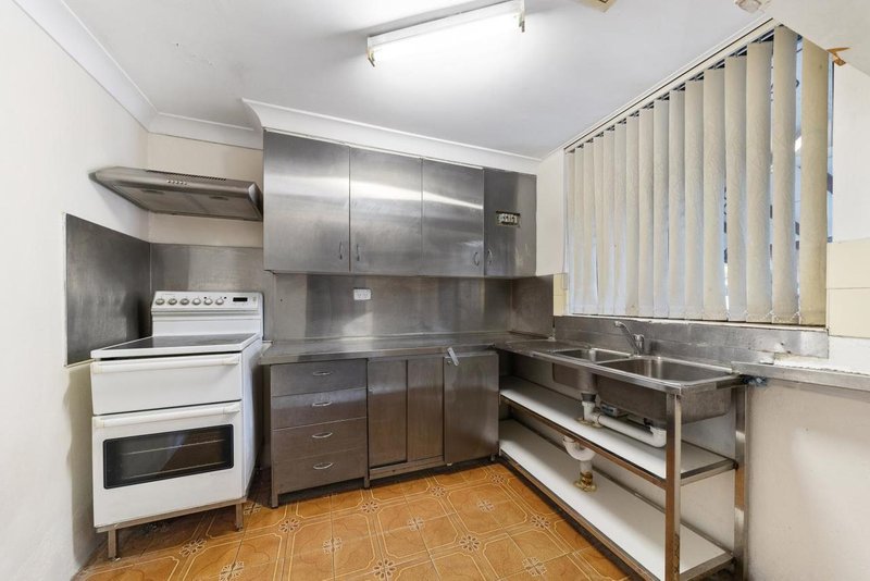 Photo - 12/12 St Johns Road, Cabramatta NSW 2166 - Image 3