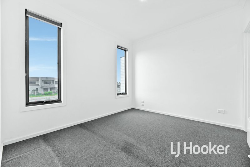 Photo - 12/12 Sturt Court, Officer VIC 3809 - Image 7