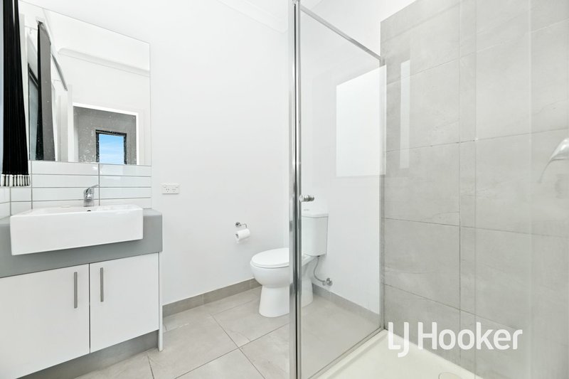 Photo - 12/12 Sturt Court, Officer VIC 3809 - Image 8