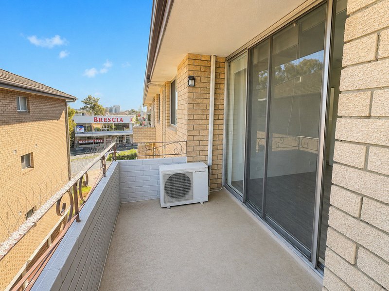 Photo - 12/120-124 Cabramatta Road, Cabramatta NSW 2166 - Image 3