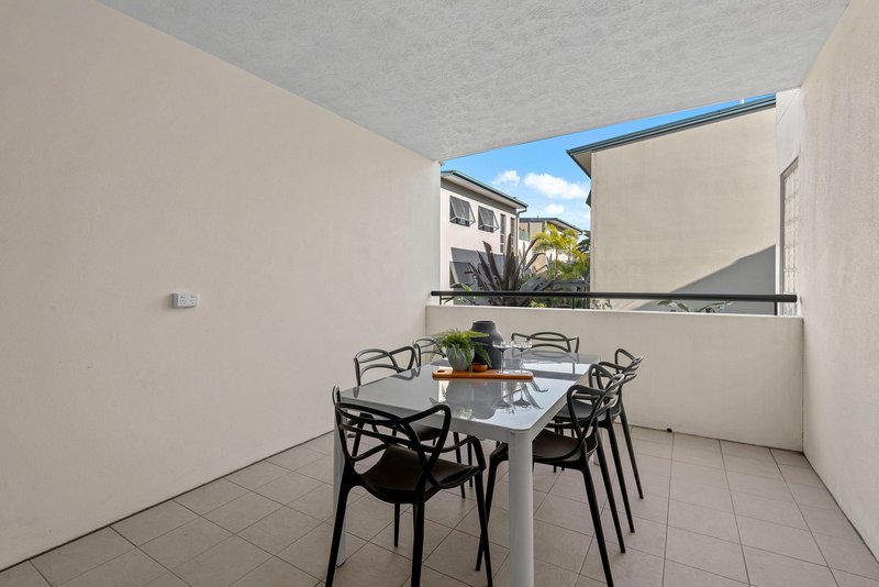 Photo - 12/120 Commercial Road, Teneriffe QLD 4005 - Image 7