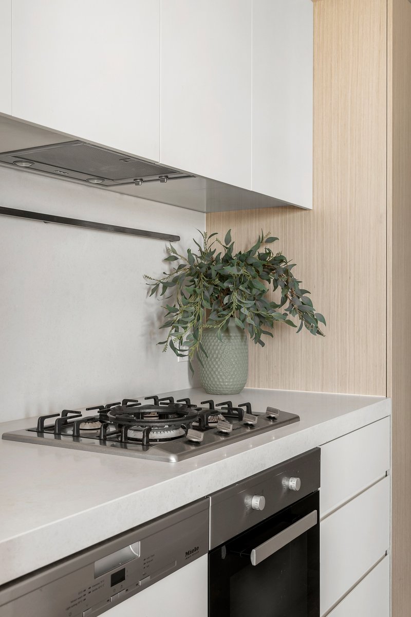 Photo - 1212/450 St Kilda Road, Melbourne VIC 3004 - Image 2