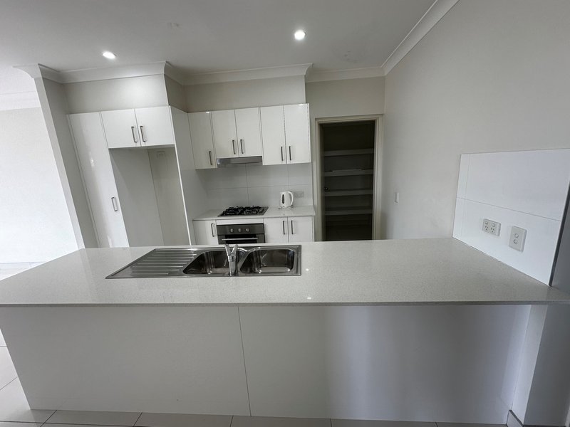 Photo - 12/125 Memorial Ave , Liverpool NSW 2170 - Image 4