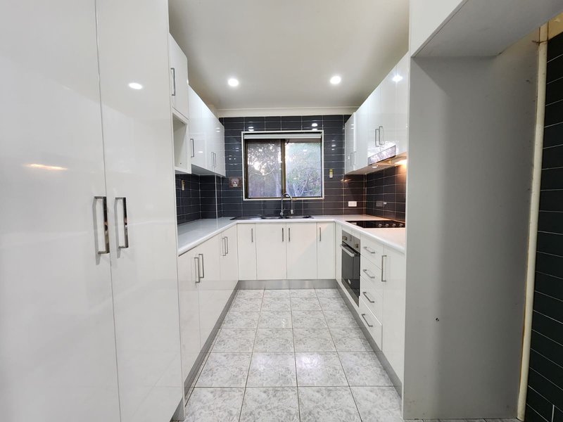Photo - 12/125 Meredith St , Bankstown NSW 2200 - Image 3
