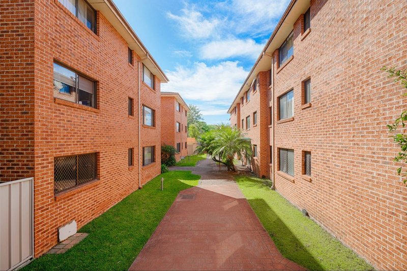 Photo - 12/125 Meredith St , Bankstown NSW 2200 - Image 8