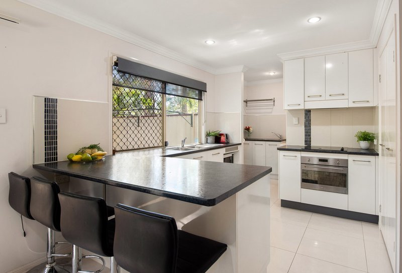 Photo - 12/126 Klumpp Road, Upper Mount Gravatt QLD 4122 - Image 3