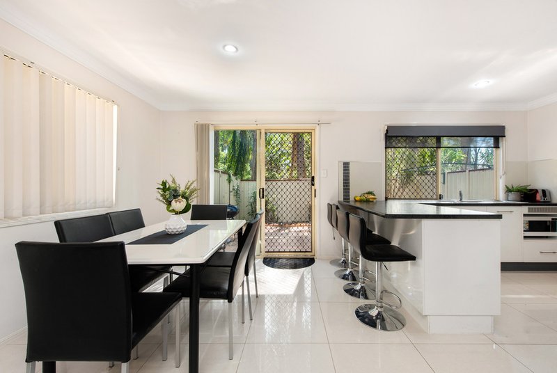 Photo - 12/126 Klumpp Road, Upper Mount Gravatt QLD 4122 - Image 4