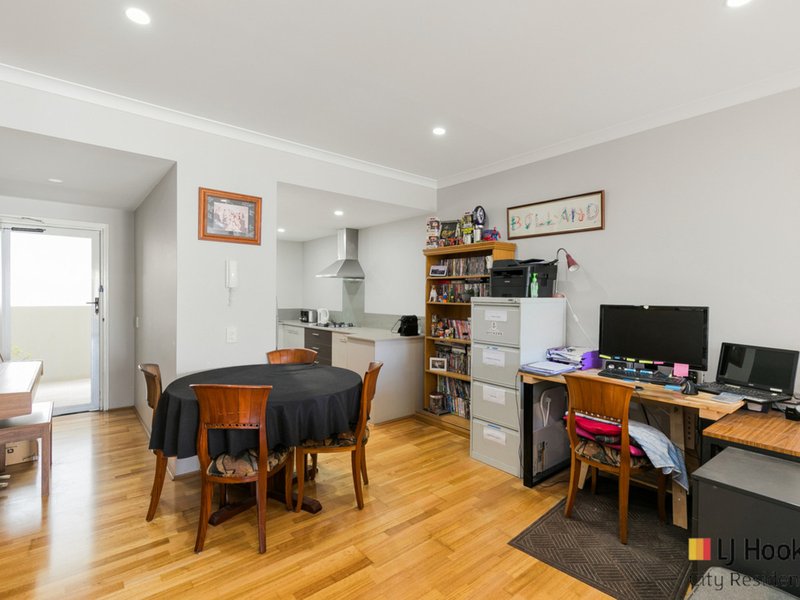 Photo - 12/128 Brown Street, East Perth WA 6004 - Image 6